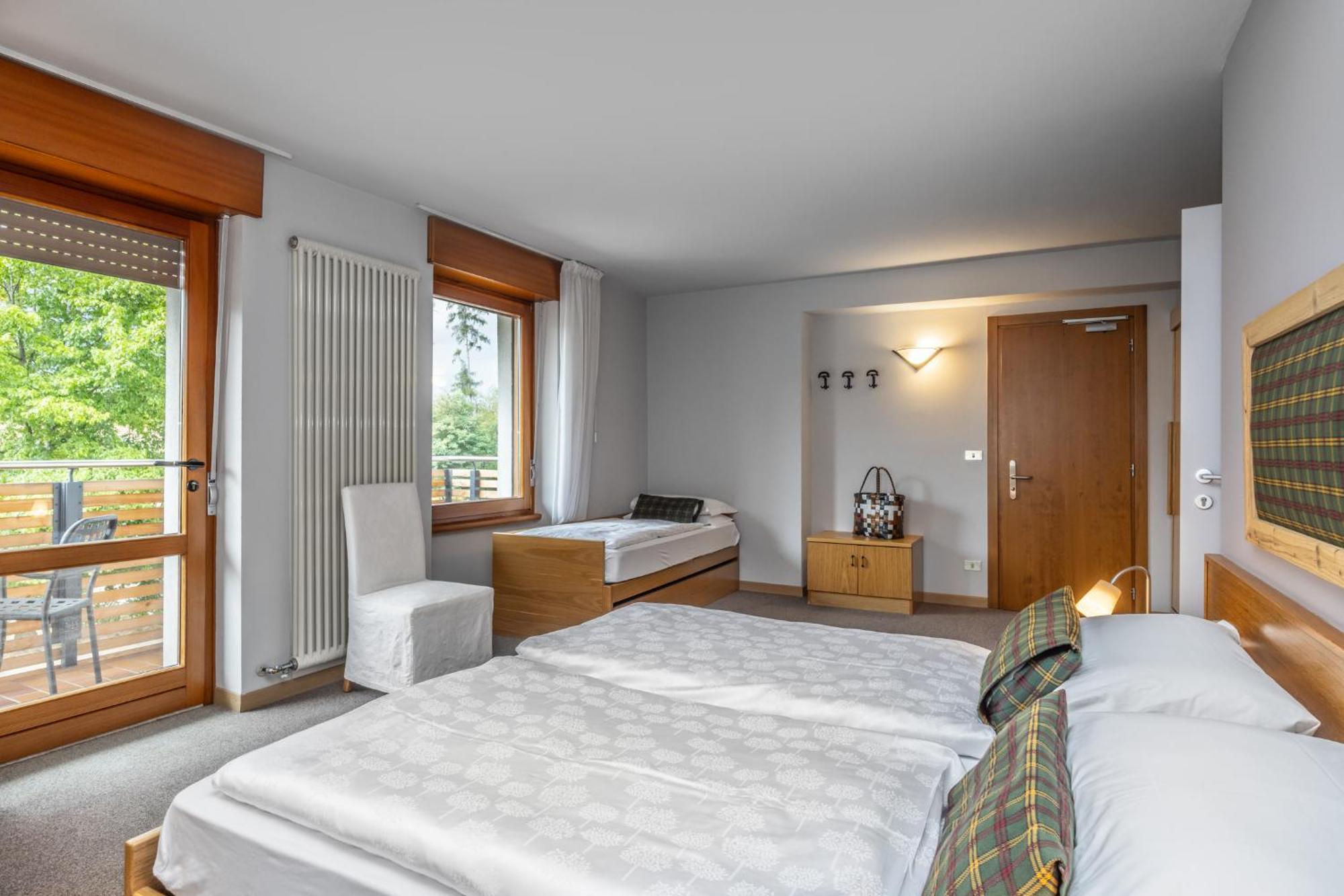 Villa Margherita Tenna Екстериор снимка