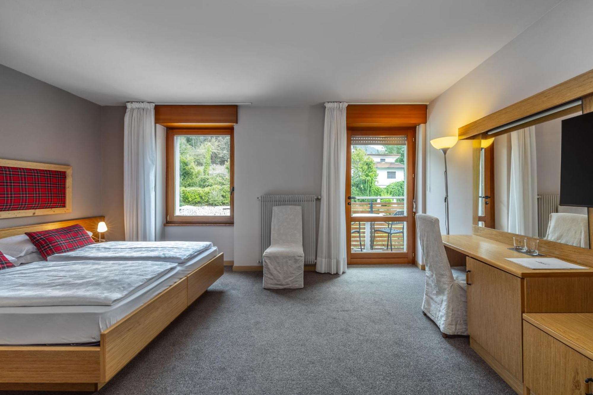 Villa Margherita Tenna Екстериор снимка
