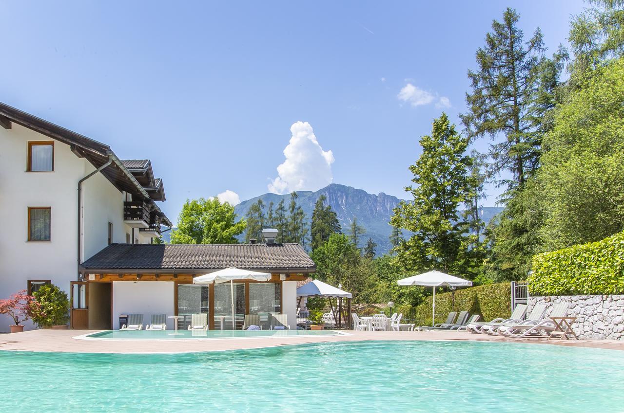Villa Margherita Tenna Екстериор снимка