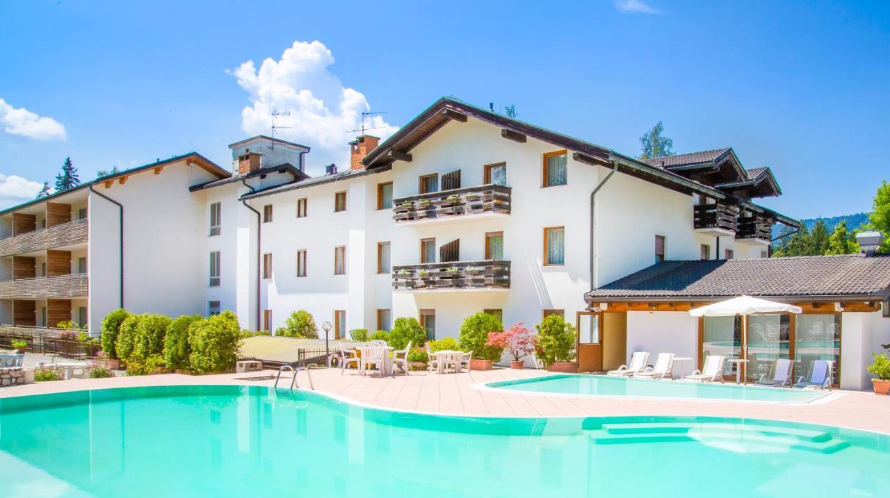 Villa Margherita Tenna Екстериор снимка